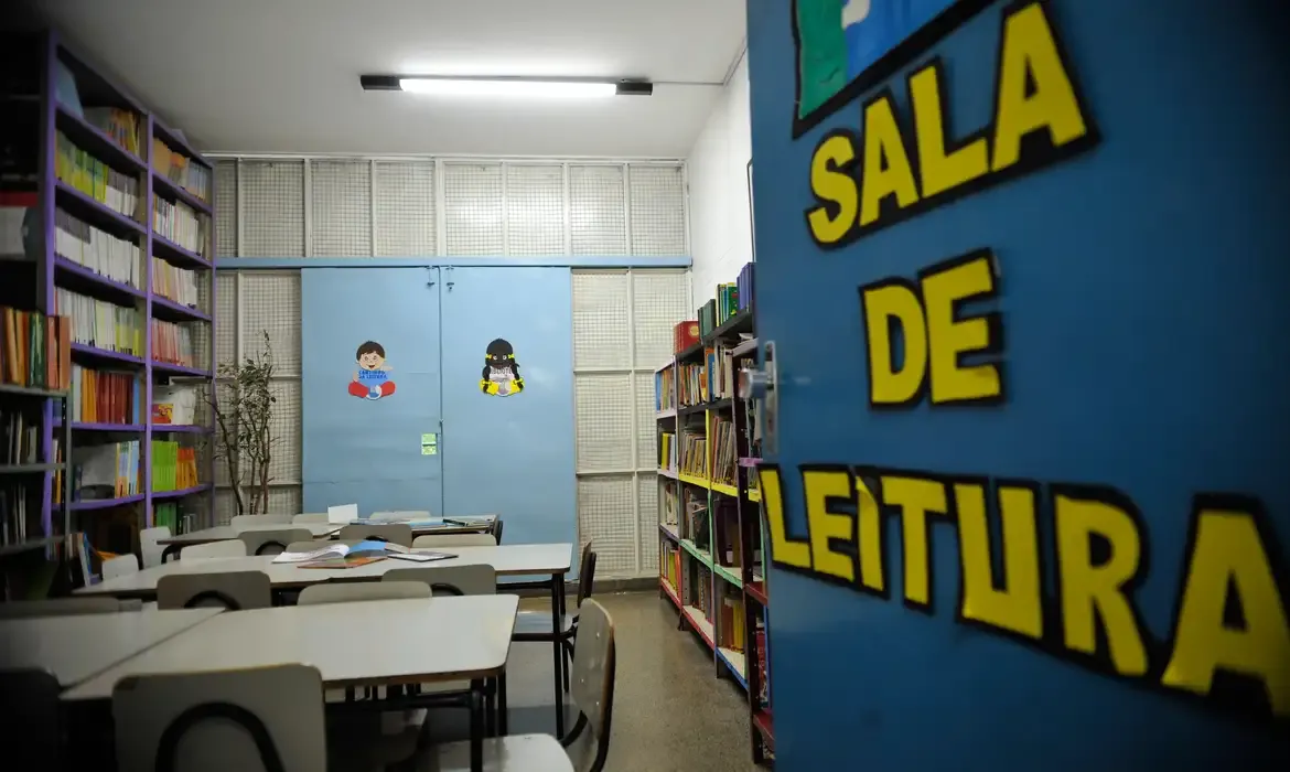 Educação - Maioria no país, alunos mais pobres têm menor aprendizado em leitura
