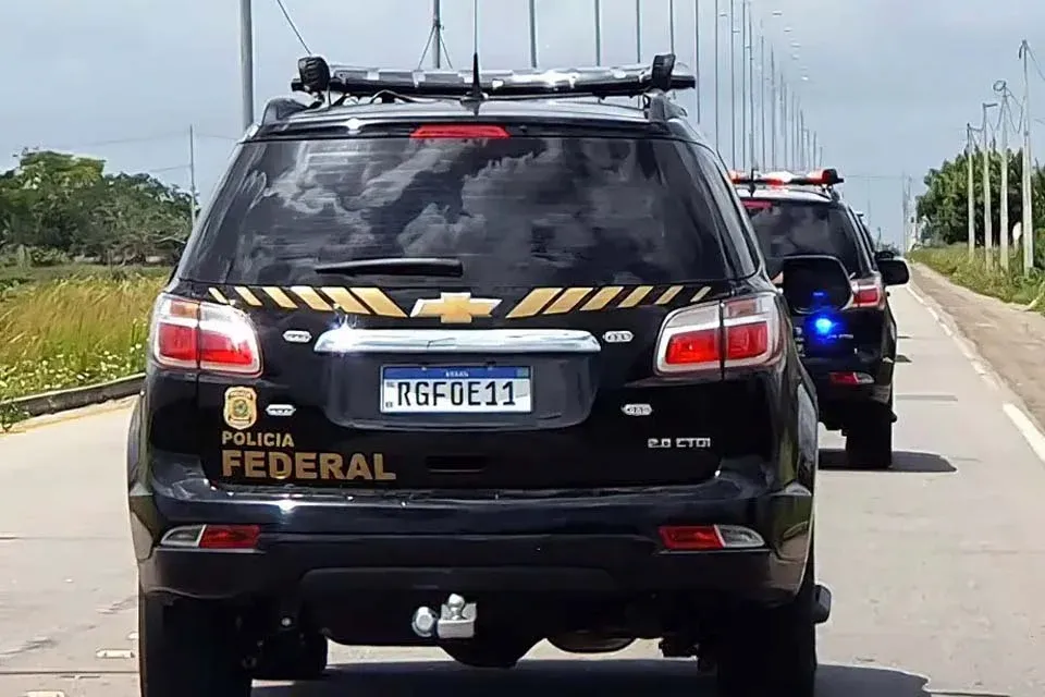 INVESTIGAÇÃO - Operação investiga tráfico internacional de uma tonelada de remédios