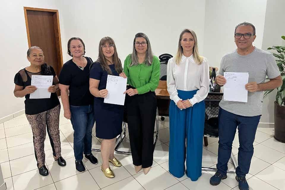 PARCERIAS - Prefeitura de Pimentaq Bueno firma convênio com organizações da Sociedade Civil