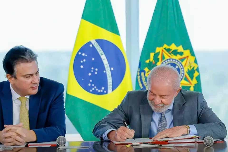 CURSOS PRESENCIAIS - Decreto define medicina e direito e odonto como cursos presenciais