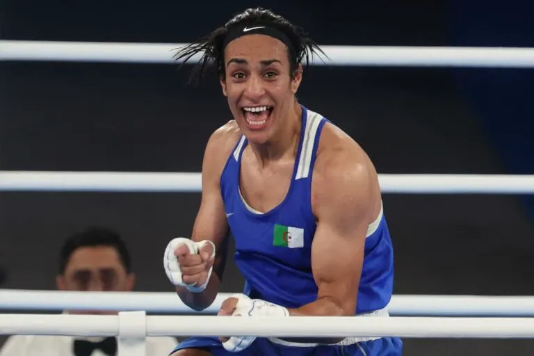 Federação de boxe anuncia testes obrigatórios e veta Imane Khelif