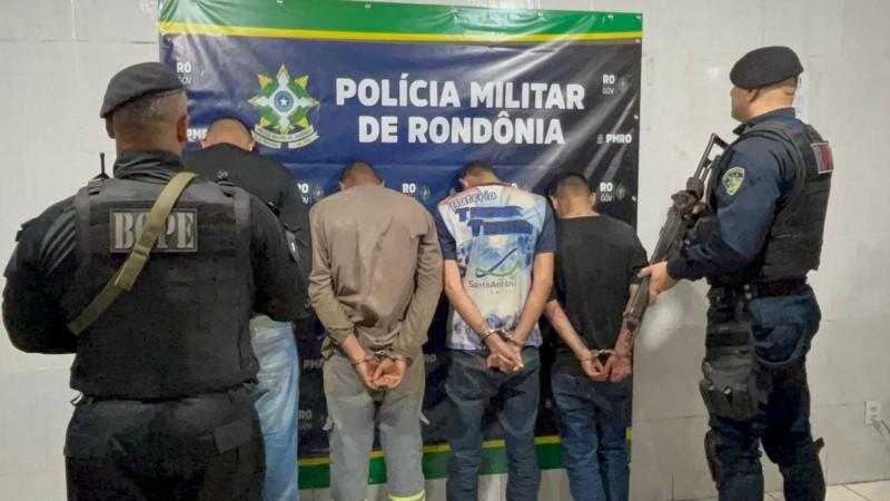 Polícia - Bando armado é preso após invadir residência e fazer família refém na zona leste