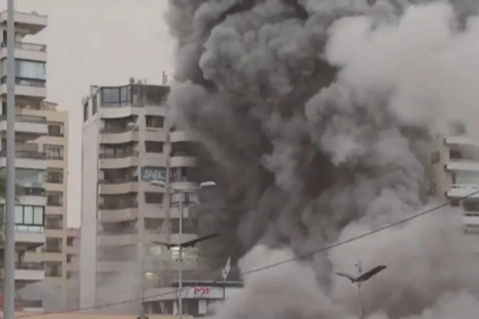 BOMBARDEIOS -  Novo ataque com mísseis do Irã leva Israel a acionar sirenes