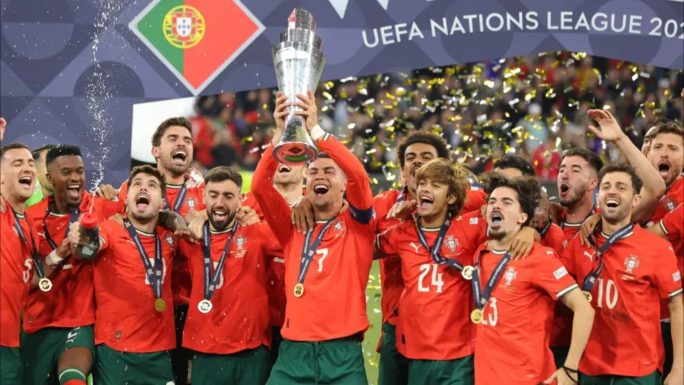 Cristiano Ronaldo marca, Portugal supera Espanha nos pênaltis e é bicampeão da Liga das Nações