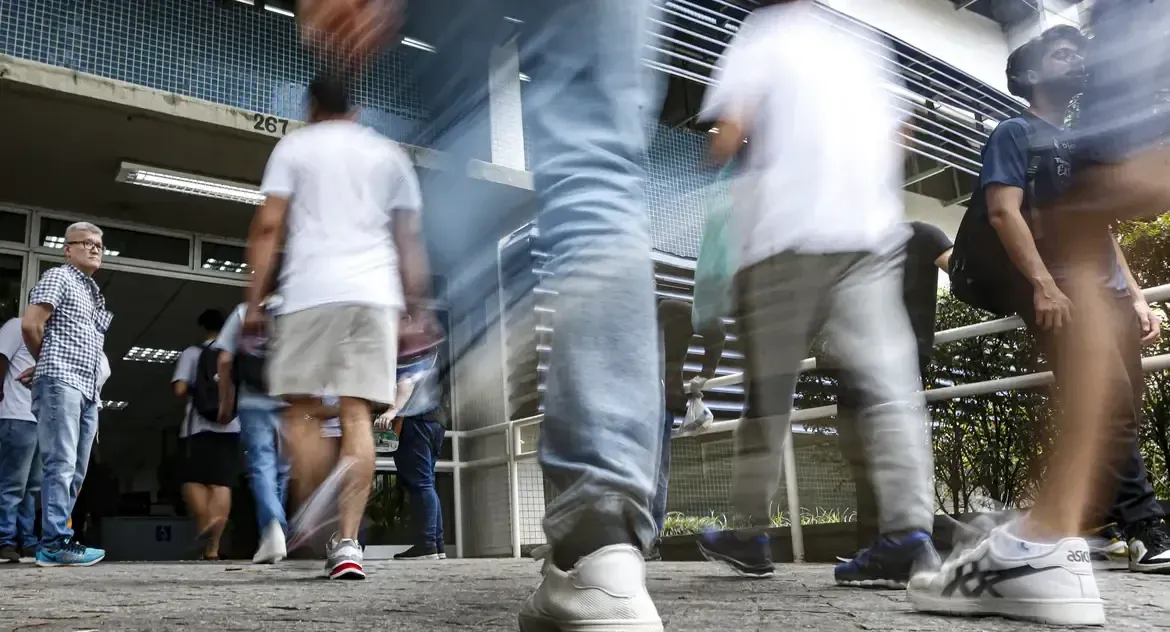 Educação - Prazo final para pagamento da taxa de inscrição do Enem 2025 e recursos para atendimento especializado é nesta sexta-feira