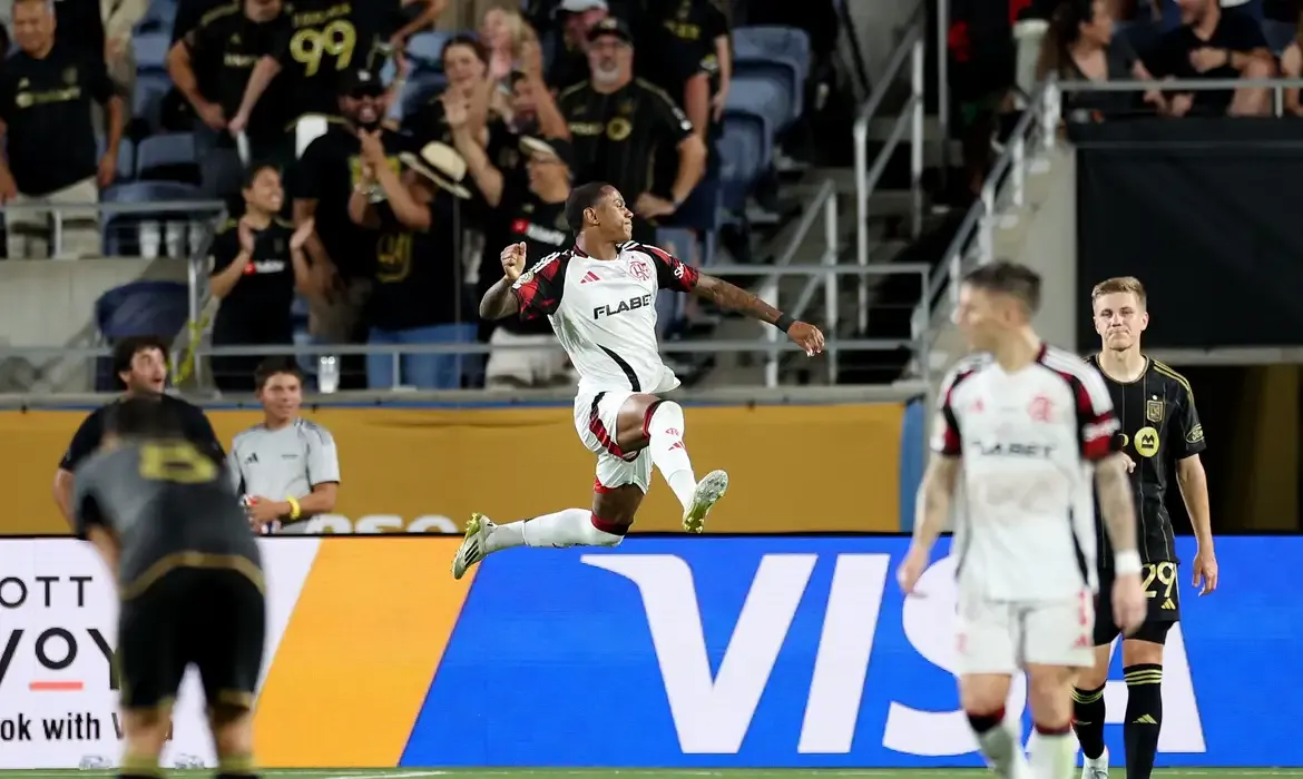 Esportes-Flamengo fecha primeira fase do Mundial com empate com o Los Angeles