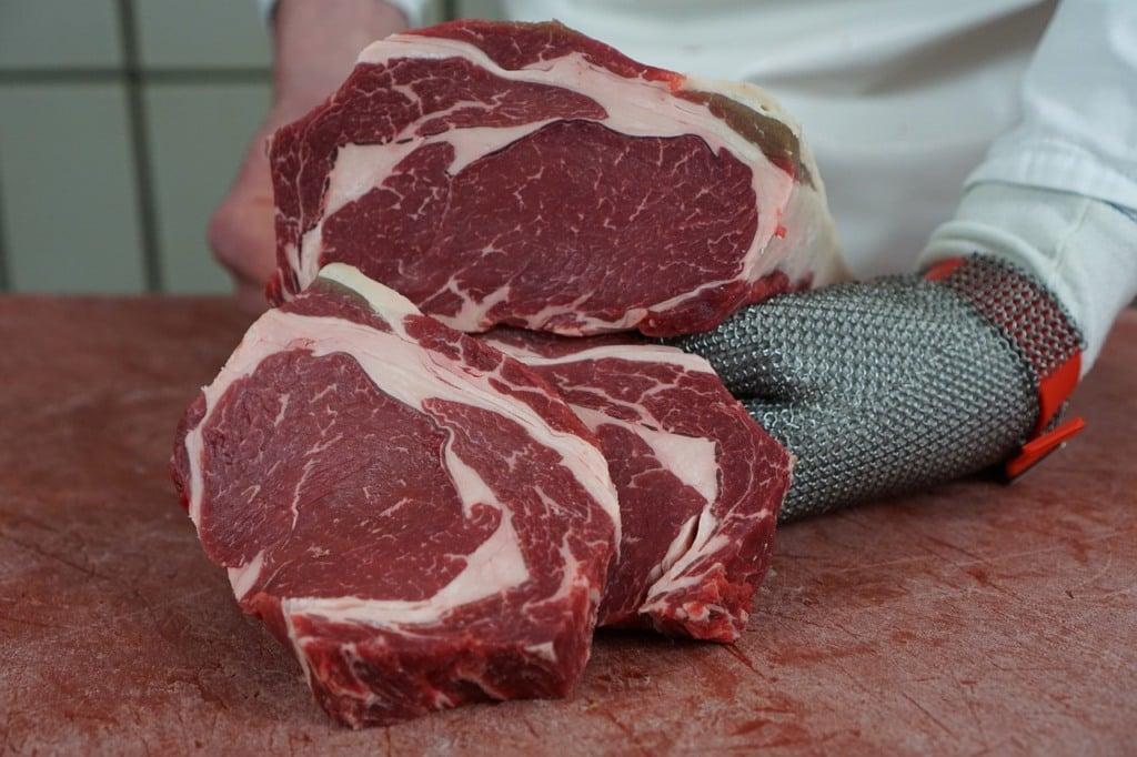 MERCADO - Exportações de carne bovina batem recorde em junho, mas tarifaço de Trump preocupa frigoríficos
