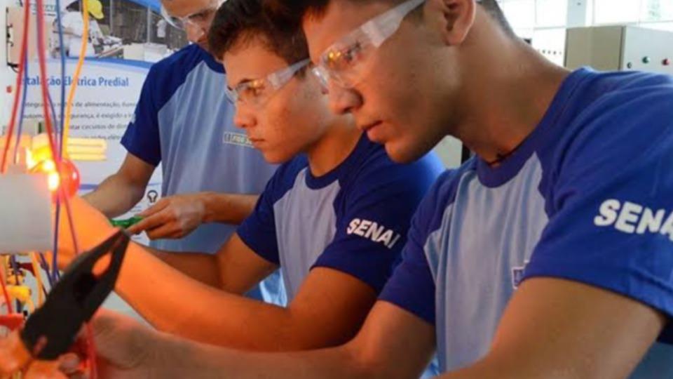 Rondônia -  Rondônia tem mais de 2,3 mil vagas para jovens aprendizes no segundo semestre de 2025