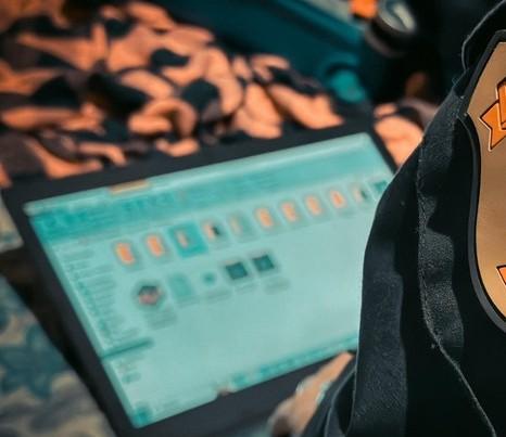 Polícia - PF prende dois por armazenamento e compartilhamento de material de abuso sexual infantil