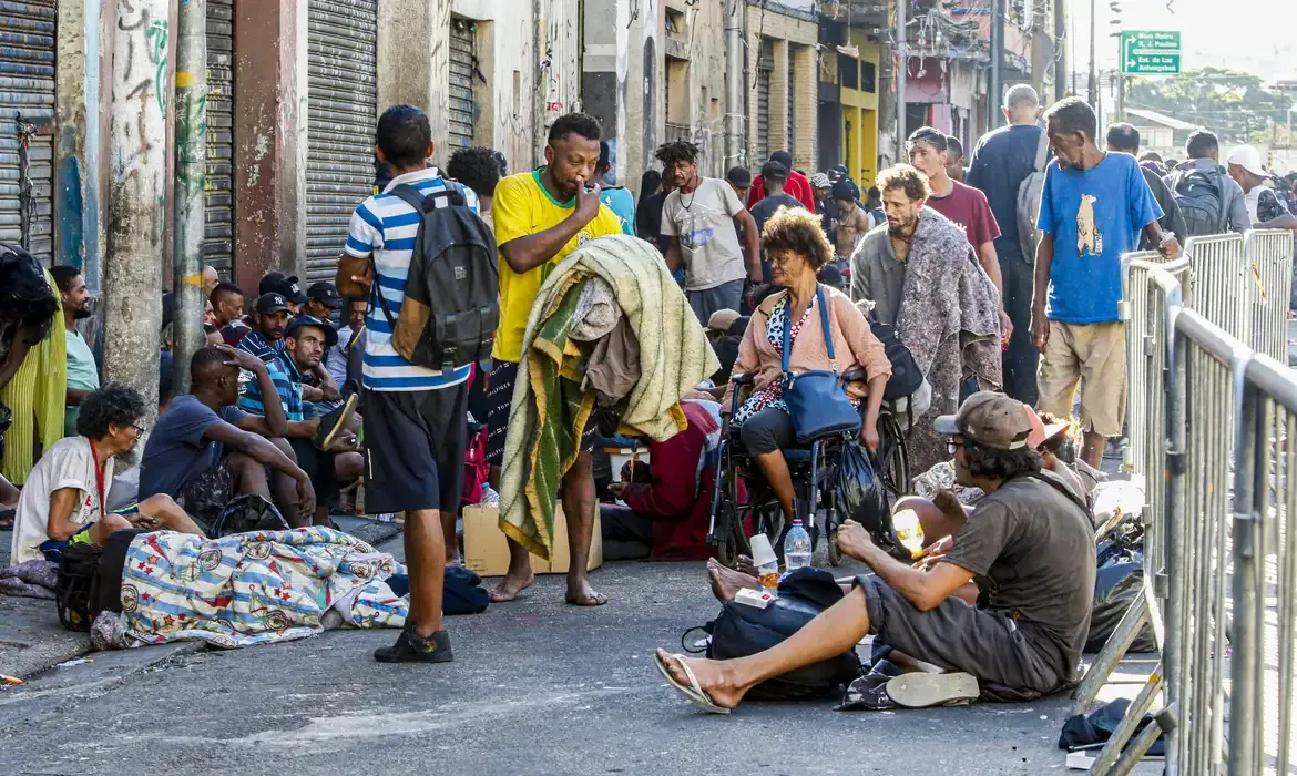 Direitos Humanos - Caminhos da Reportagem mostra conflitos na Cracolândia em São Paulo