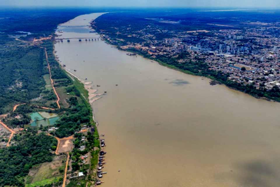 ESTIAGEM - Nível do rio Madeira fica abaixo dos 3 metros e Defesa Civil de Porto Velho intensifica monitoramento e orientações