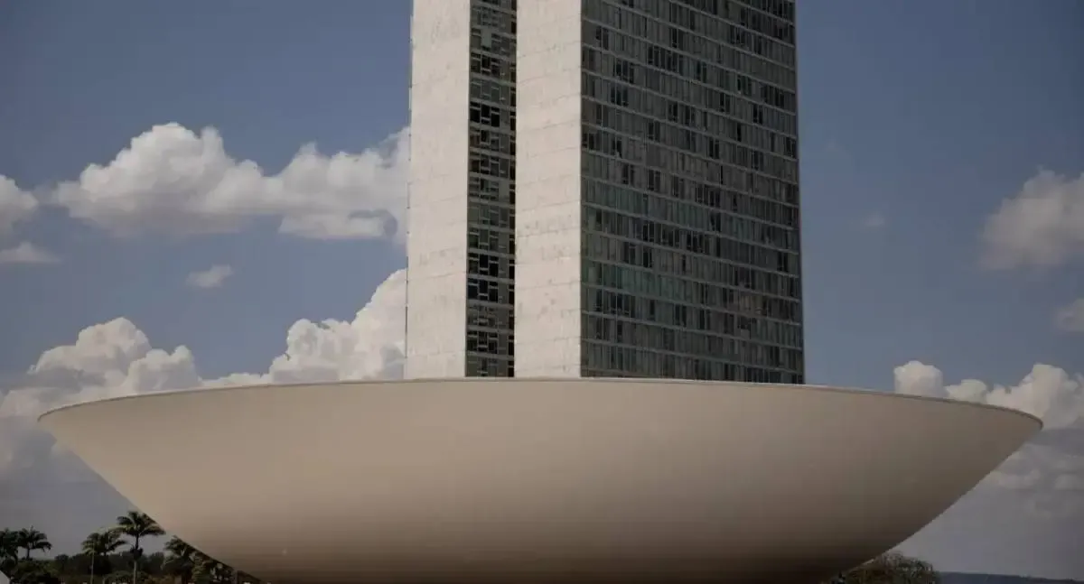 Política - Impunidade de políticos motivou fim da blindagem parlamentar