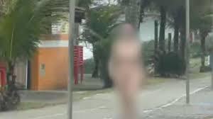 São Paulo - VÍDEO - Mulher que matou pai e caminhou nua deve passar por exame de sanidade