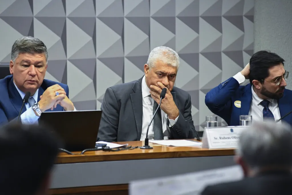 VÍDEO - PGR pede arquivamento de prisão em flagrante na CPMI do INSS