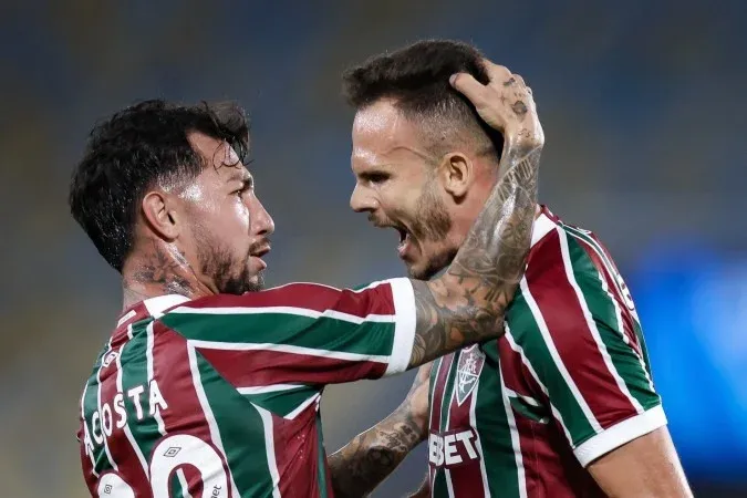 BRASILEIRÃO - Fluminense retorna ao G-6 após vitória polêmica diante do Ceará