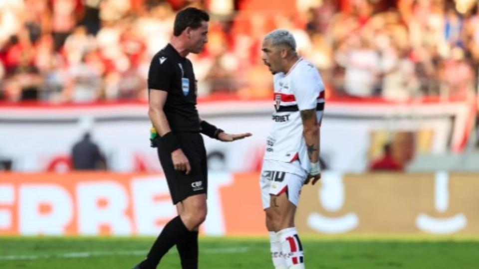 CBF afasta árbitros de São Paulo x Palmeiras e Bragantino x Grêmio