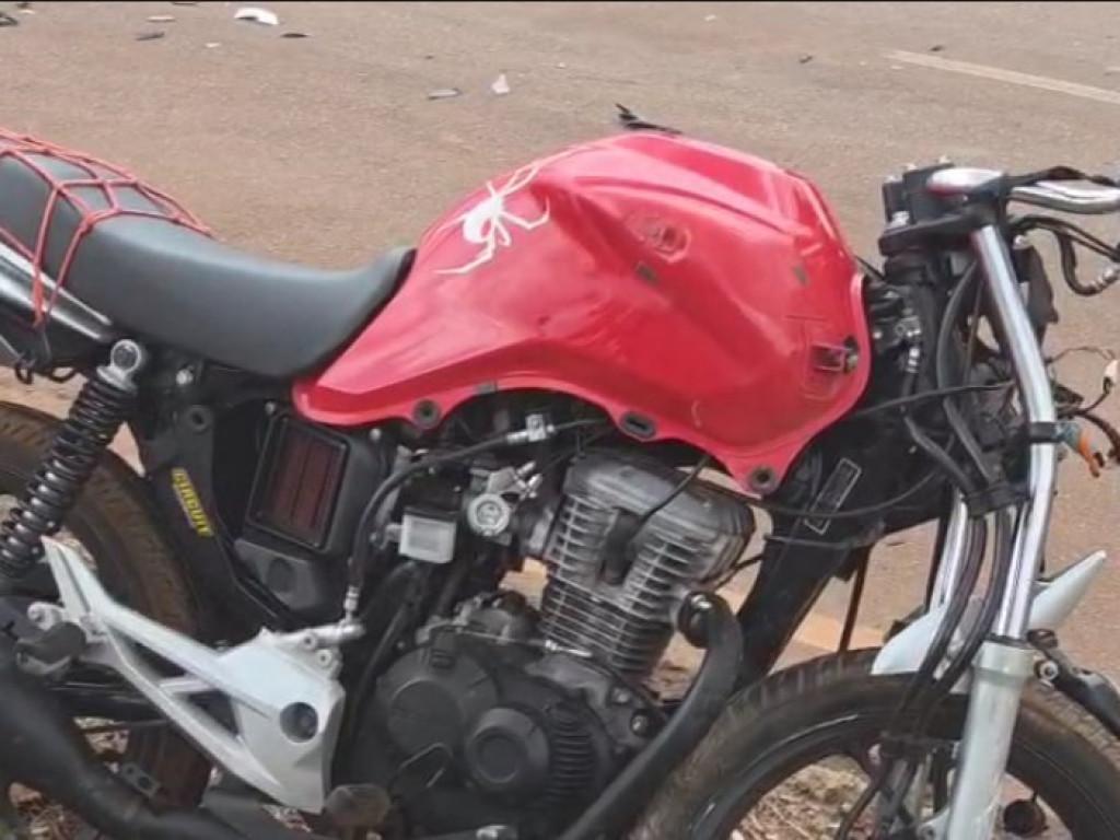 Grave Acidente - URGENTE - Motociclista sofre traumatismo craniano em grave acidente nesta manhã, em Rolim de Moura