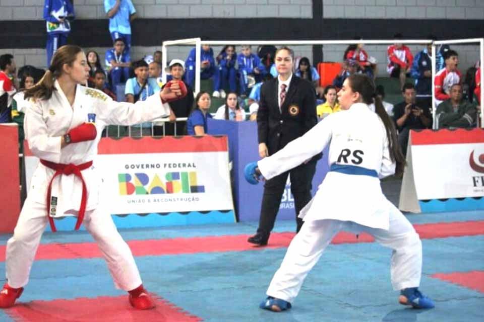 JEBS 2025 - Estudante de São Francisco do Guaporé conquista a medalha de Bronze no karatê, em Uberlândia