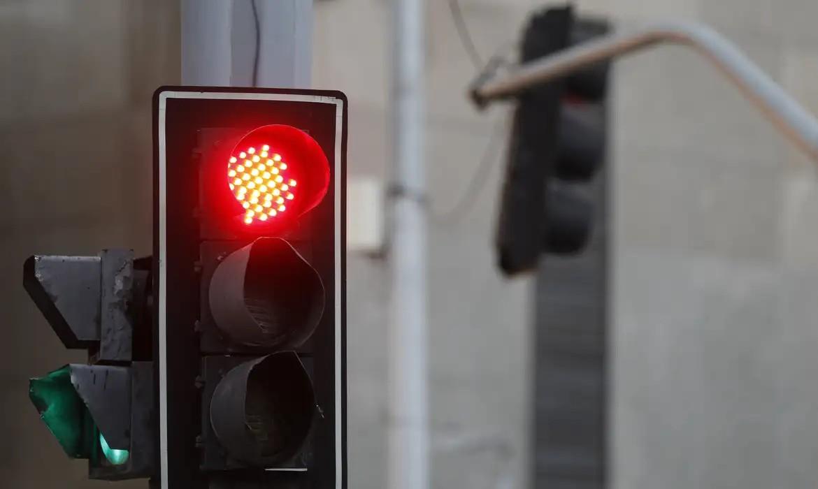 Nacional - Entenda a proposta que retira exigência de autoescola para tirar CNH