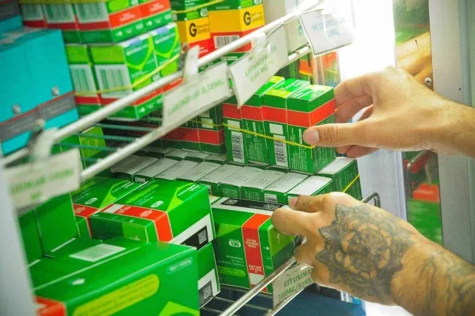 Secretaria de Saúde abre licitação para medicamentos à base de canabidiol