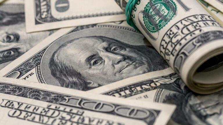 Brasil - Quanto custa o dólar hoje, 03/11? Entenda o que está influenciando a cotação