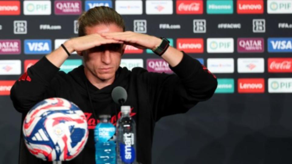 Esporte -  Flamengo desmente rumores sobre futuro de Filipe Luís