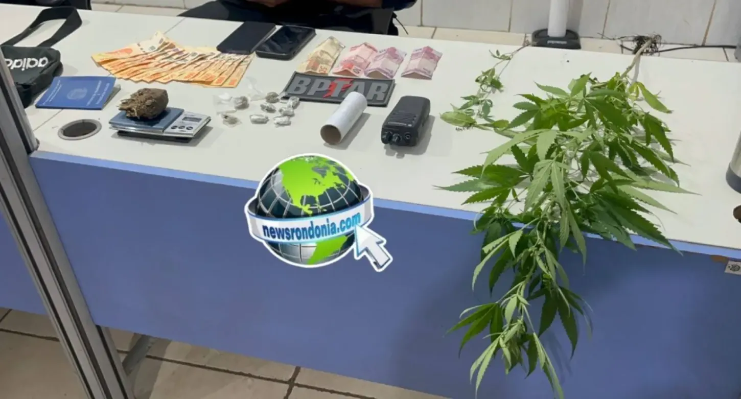 Polícia -  BPTAR prende “Vitinho do CV” com pés de maconha e dinheiro argentino em boca de fumo