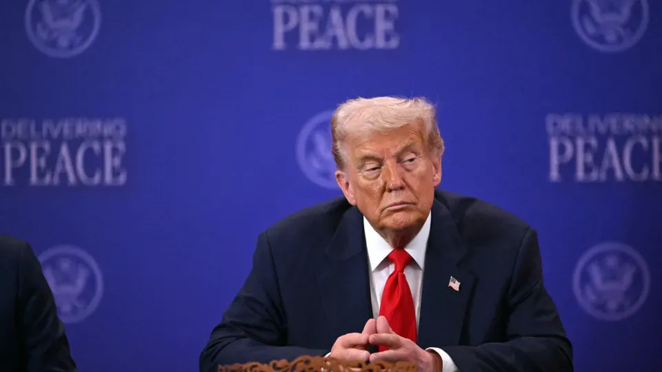 Trump anuncia intervenção militar na Venezuela. Maduro pede 