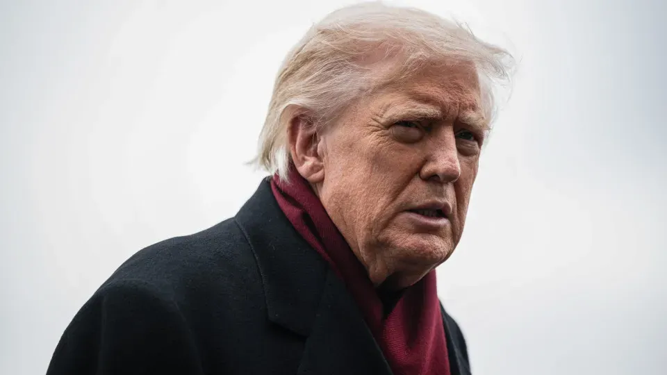 Trump diz que prisão de Bolsonaro 'é uma pena'