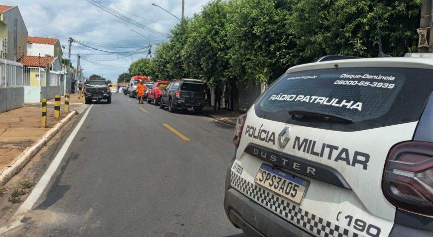 VÍDEO - Vigilante do Detran-MT armado se rende após surtar, dar tiro e passar por mais de 5h de negociação com o Bope