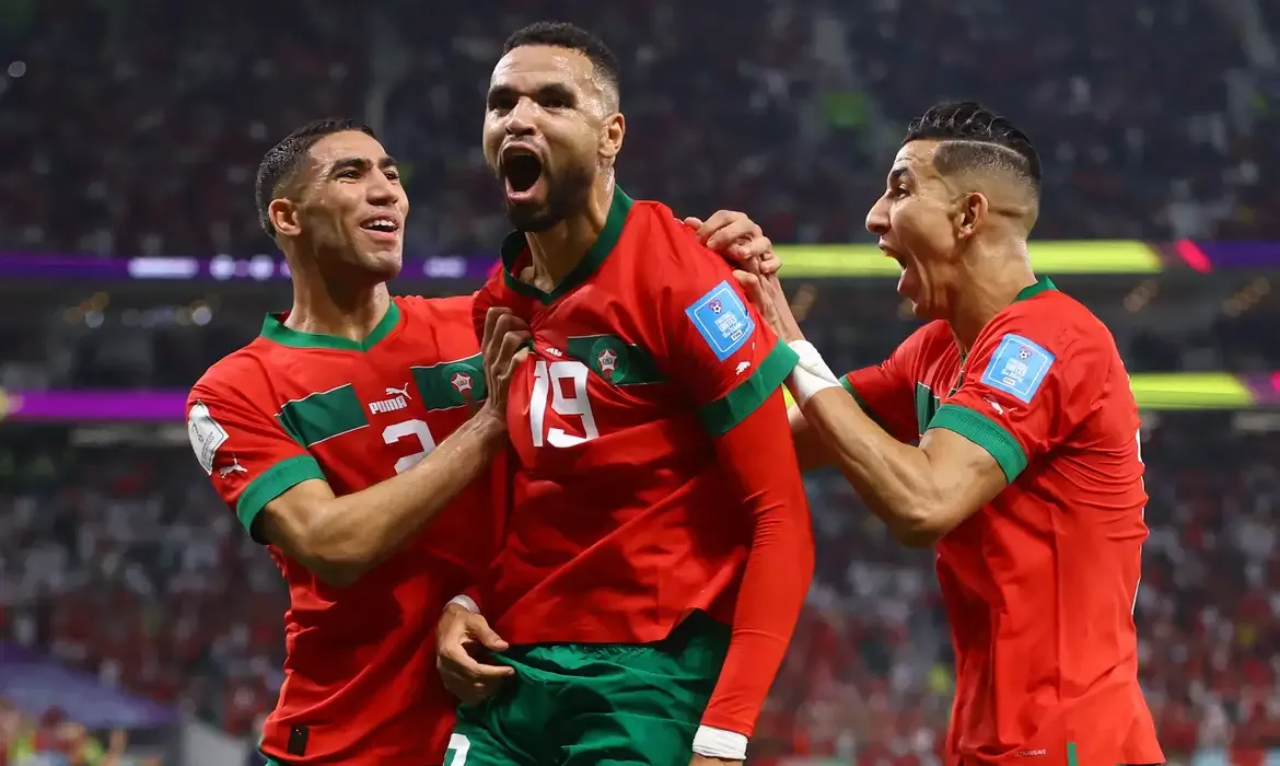 Esportes - Brasil encontra velhos conhecidos na primeira fase da Copa