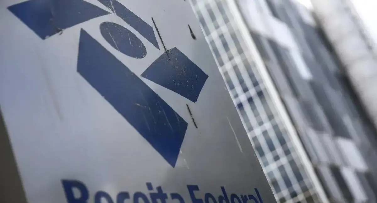 Notícias - Receita Federal alerta para golpes com uso de nome e CPF de contribuintes
