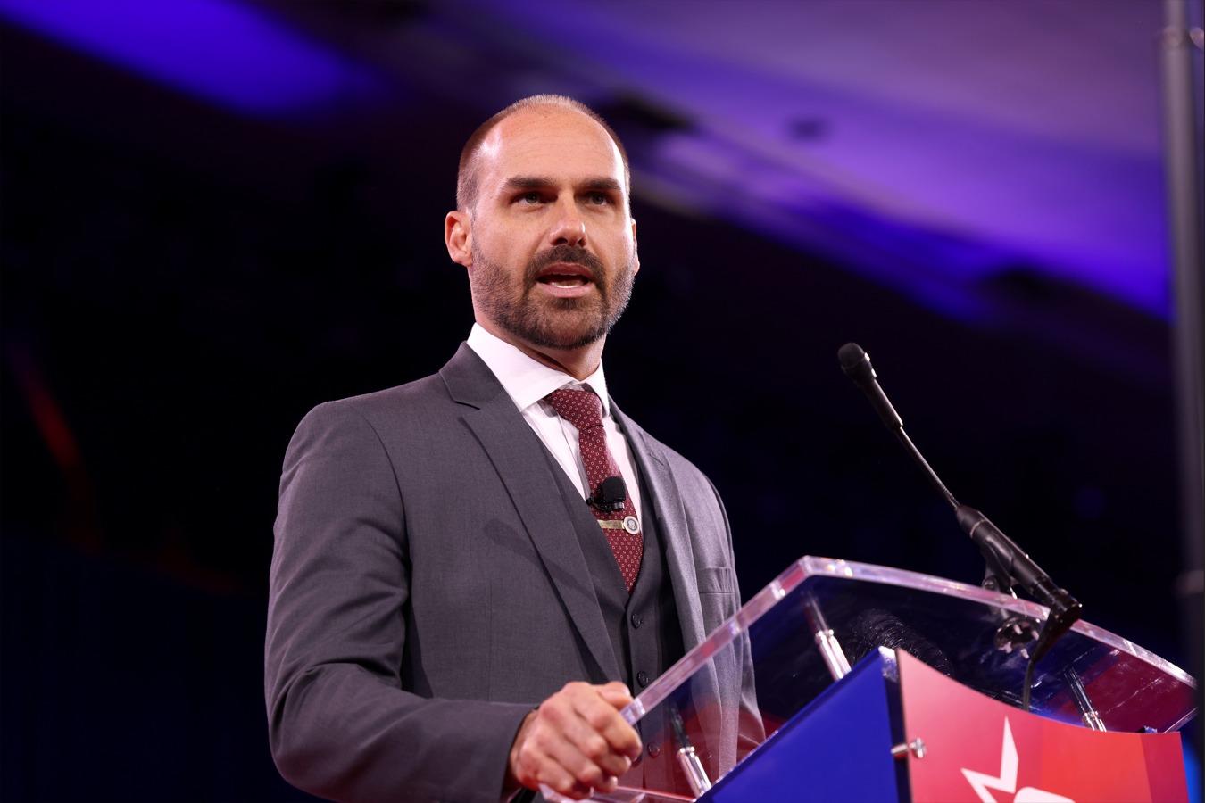 AGENDA EXTERNA - Eduardo Bolsonaro reage em Israel à retirada do Brasil da IHRA
