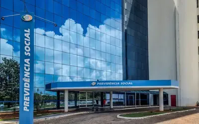 Brasil | INSS - Após reajuste de 3,9%, teto do INSS sobe para R$ 8.475,55 em 2026