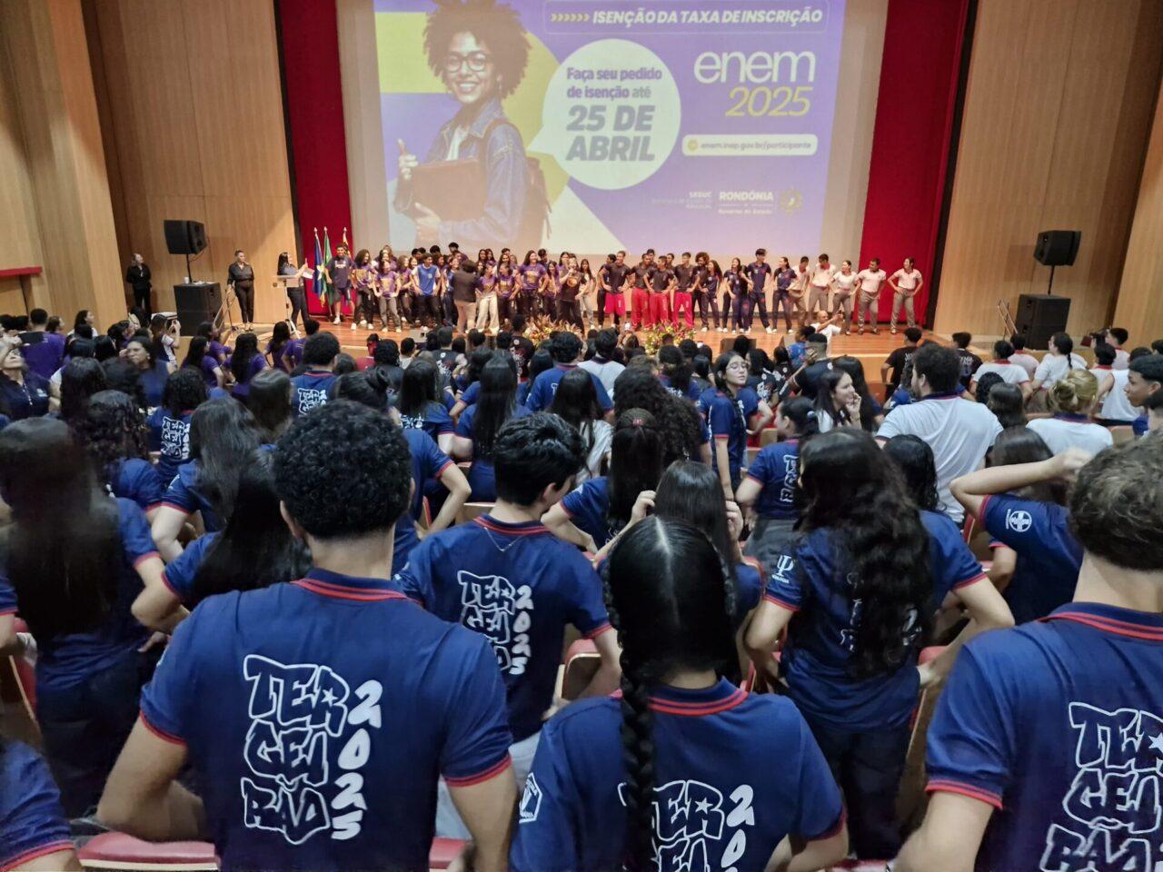 EDUCAÇÃO PÚBLICA - Estudantes da rede estadual do município de Ariquemes se destacam na redação do Enem 2025