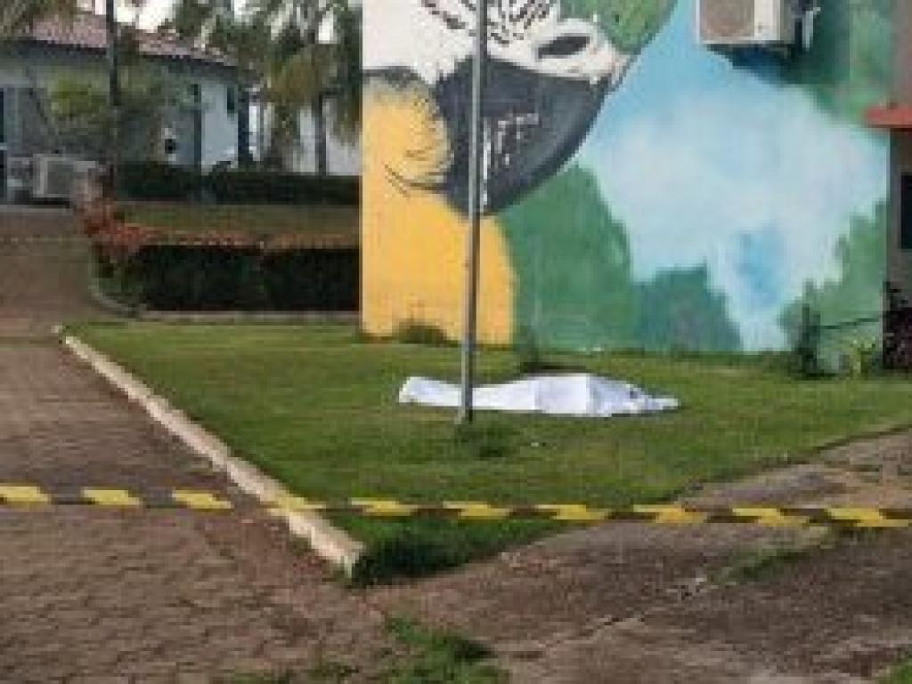 HOMICÍDIO -Pastor condenado por estupro é executado em praça de MT