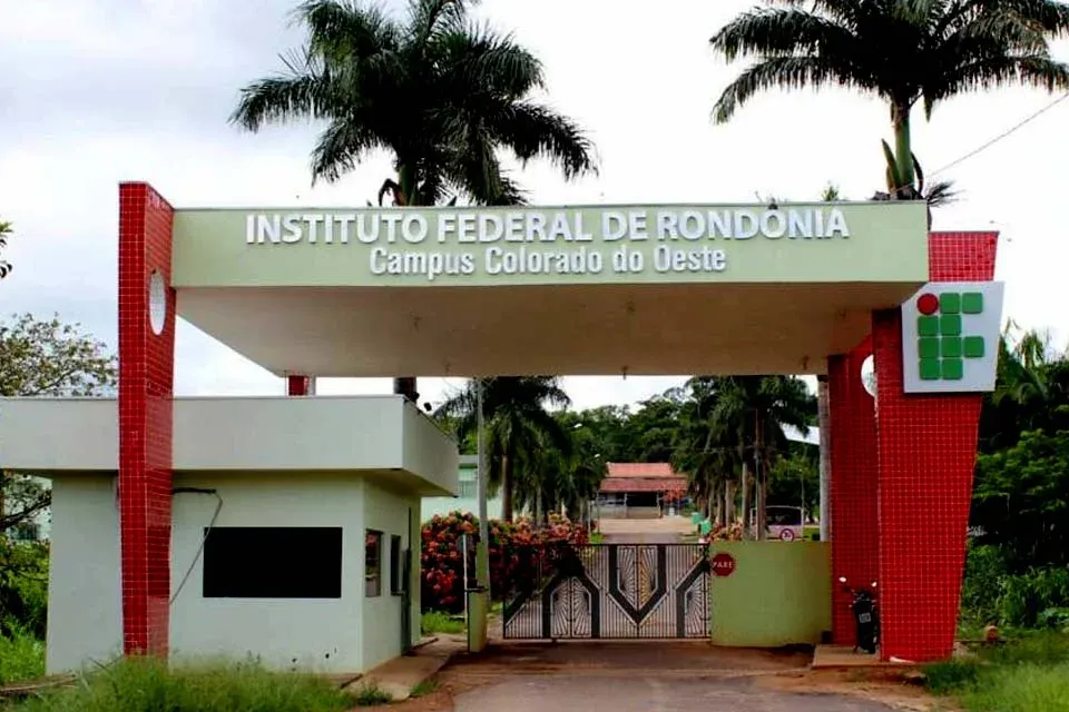 INSCRIÇÕES GRATUITAS - Campus Colorado do Oeste seleciona profissionais bolsistas para Programa de Educação Inclusiva