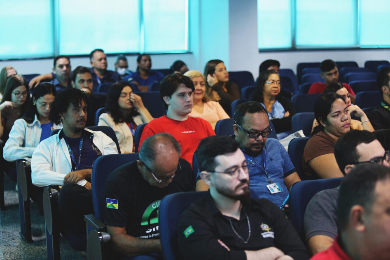 JANEIRO BRANCO - Palestra voltada à saúde mental aborda inteligência emocional como fator essencial para equilíbrio emocional