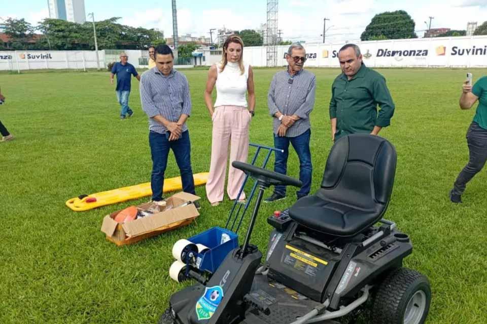 MELHORIAS - FFER Faz entregas de equipamentos e melhorias em estádio de Rondônia