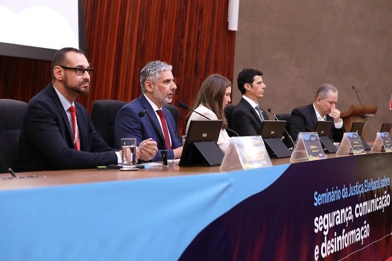 Política - PF detalha estratégias de segurança e de combate à desinformação em seminário do TSE