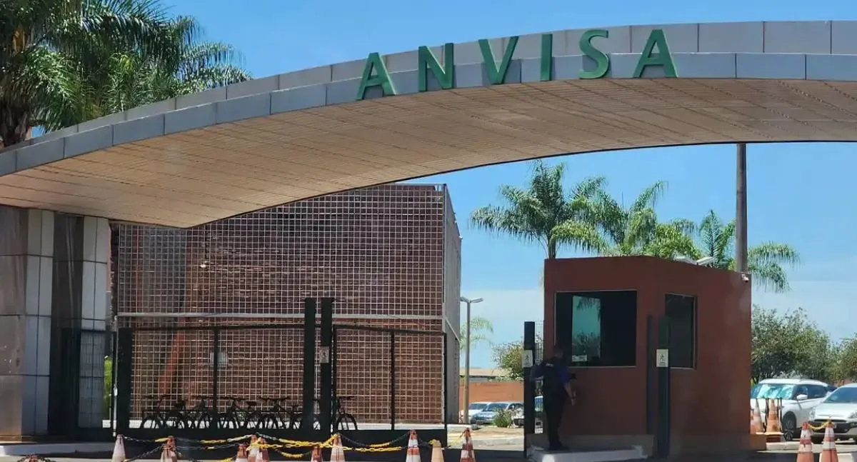 Saúde -  Anvisa determina recolhimento de lote de chocolate Laka