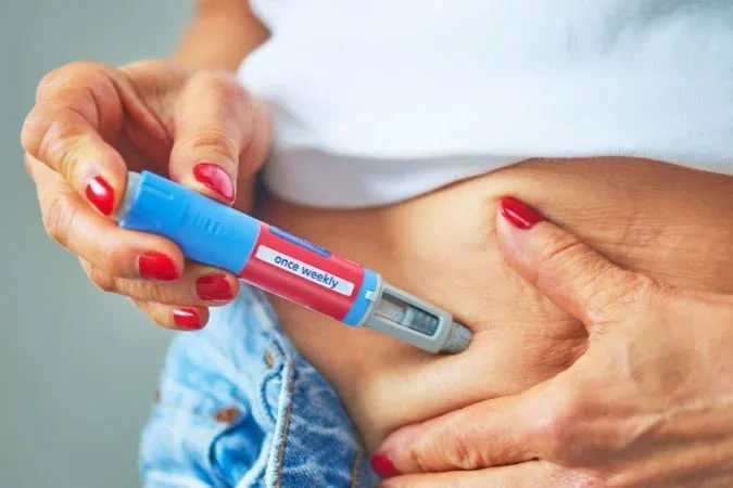 SAÚDE - Pessoas que param de usar canetas emagrecedoras ganham peso quatro vezes mais rápido do que as que fazem dieta, diz estudo