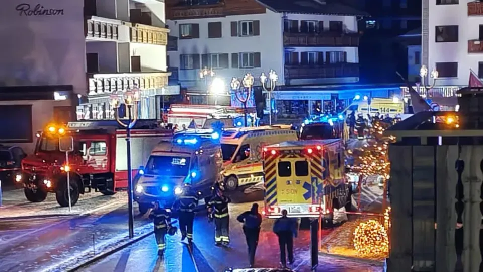 VÍDEO - Explosão em festa na Suíça deixa dezenas de mortos