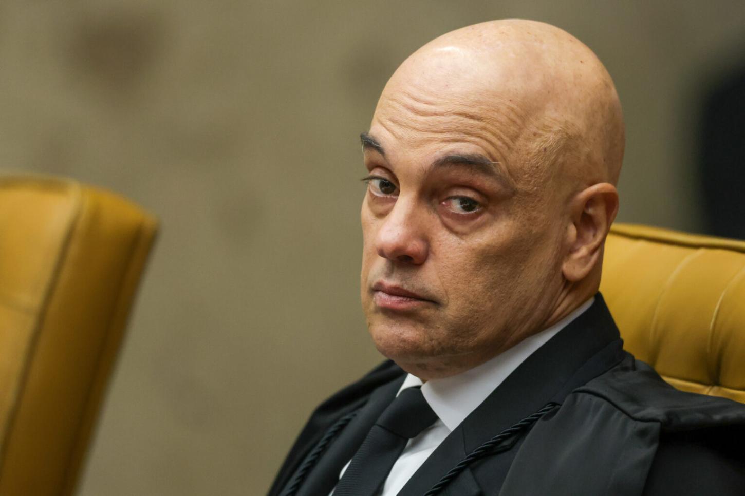Auditores da Receita criticam ação de Moraes contra servidores