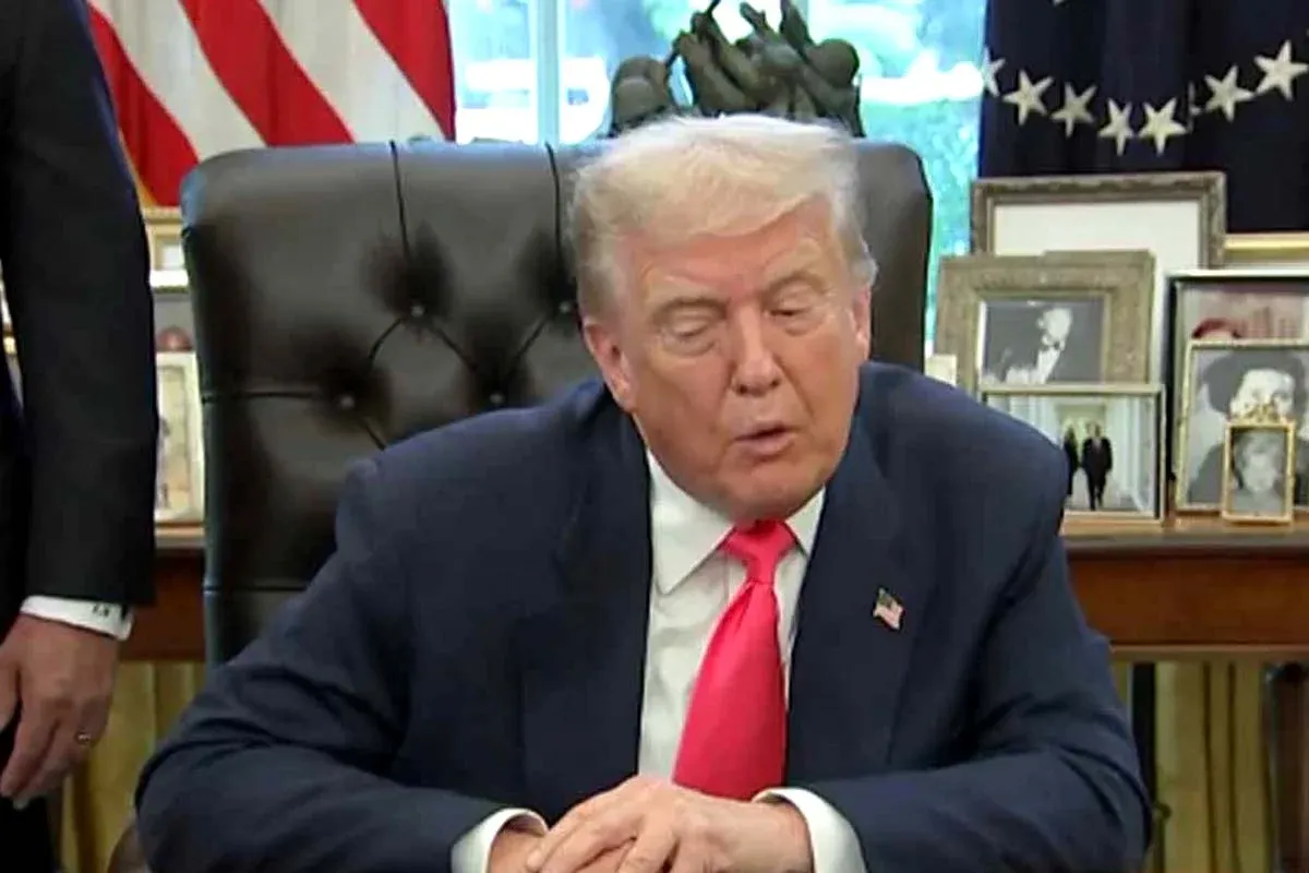 BASE ESTRATÉGICA - Trump avisa Londres para 