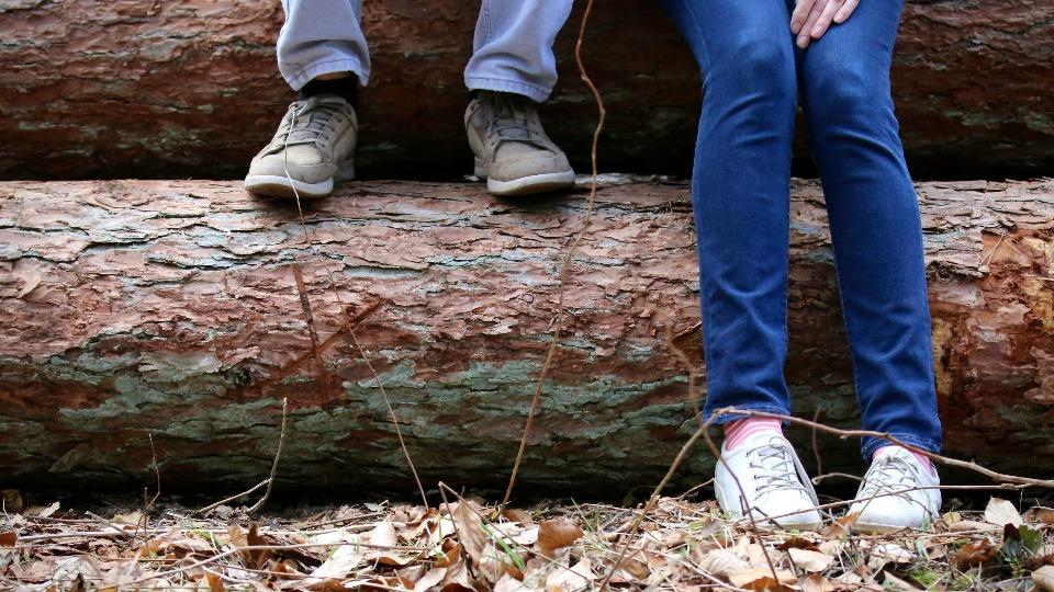 Brasil  -  TJMG considera 'consentimento' de criança de 12 anos para absolver companheiro da mãe acusado de estupro