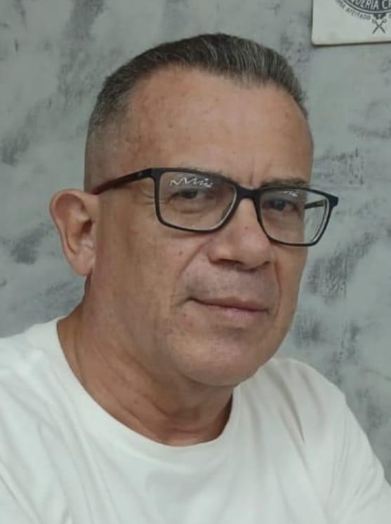 Escala de Trabalho 6 x 1 - ASTOR MILIONÁRIO QUER VOTO DO POBRE PARA SE REELEGER MAS DIZ QUE VAI USAR DROGA NA HORA DE LAZER