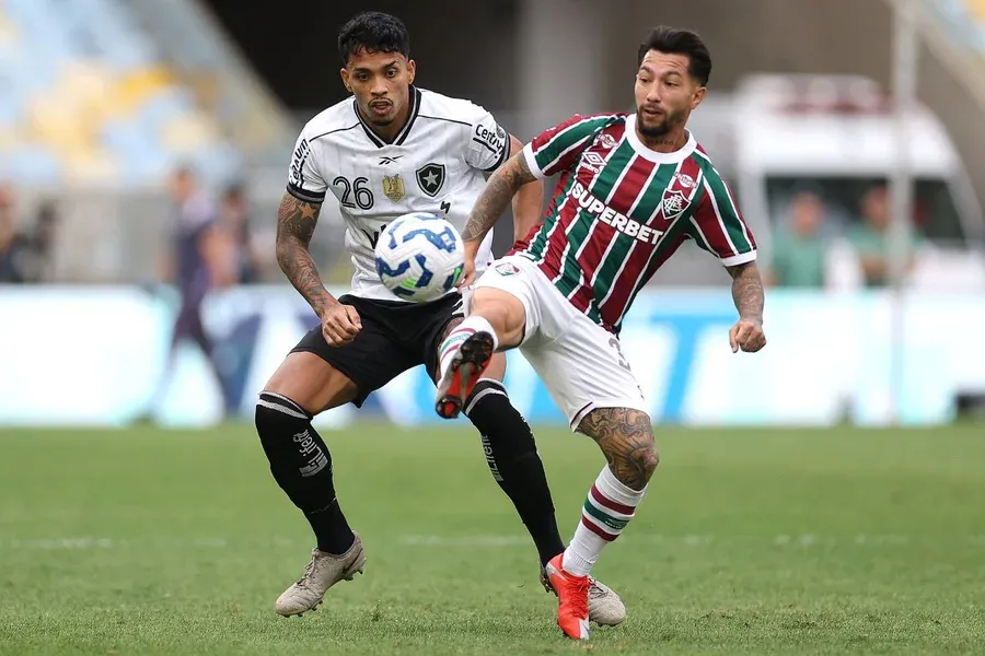 FUTEBOL - Botafogo e Fluminense buscam manter boa fase no Campeonato Carioca