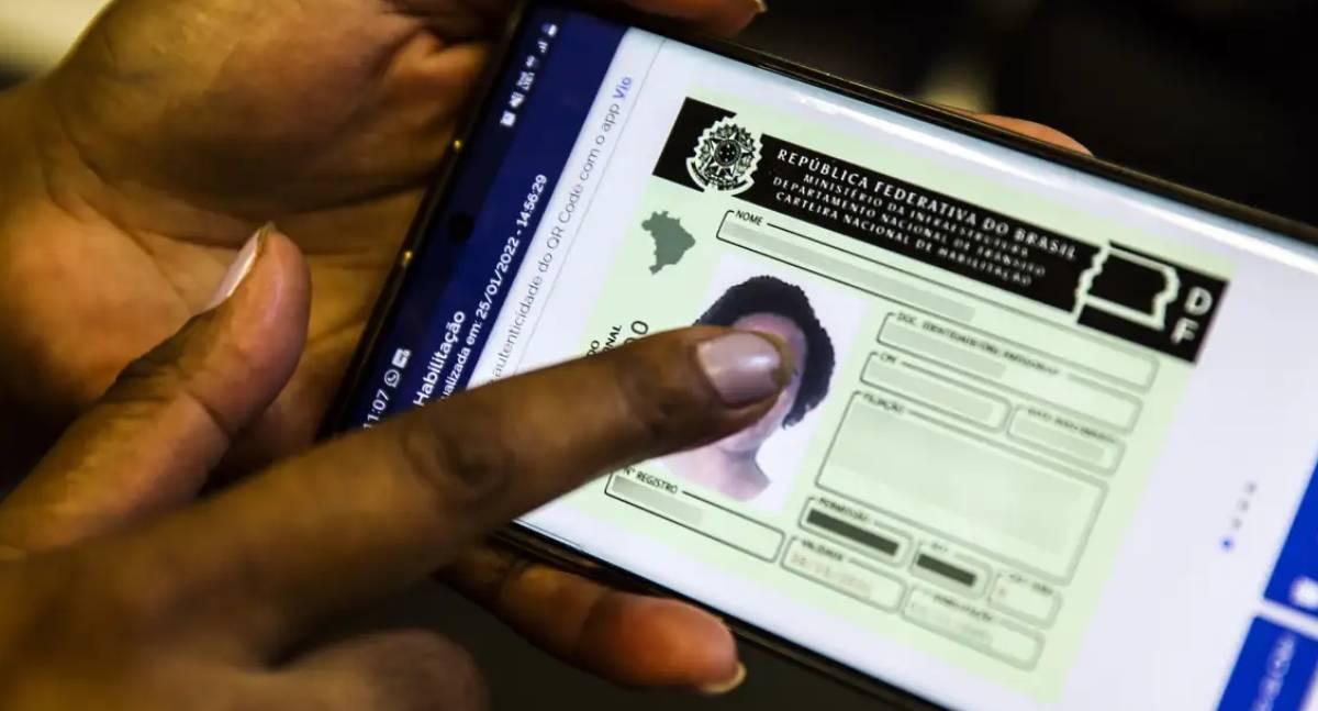 Notícias - Pedidos de CNH quadruplicam em janeiro após mudanças no sistema