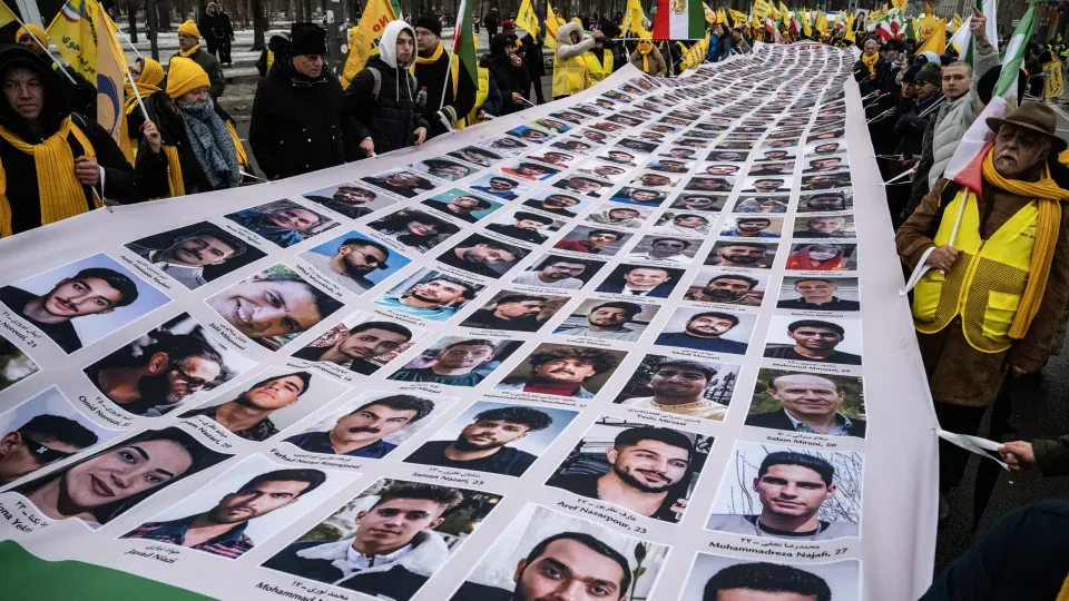 ONG registra cerca de sete mil mortos em protestos no Irã
